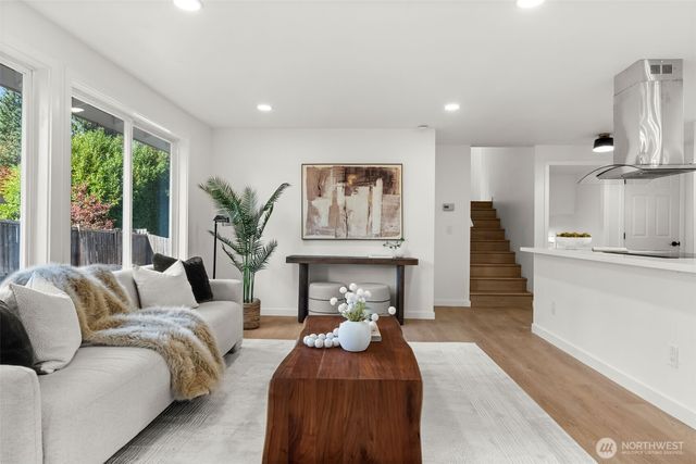 7912 56th Avenue Ct E, Puyallup, WA 98371