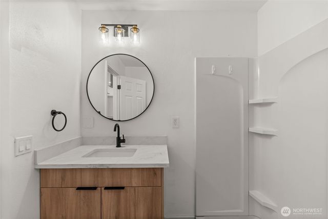 7912 56th Avenue Ct E, Puyallup, WA 98371