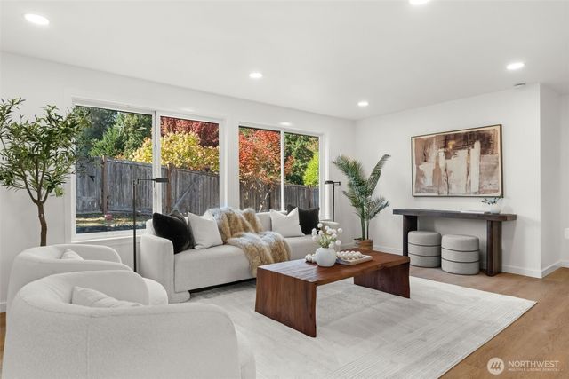 7912 56th Avenue Ct E, Puyallup, WA 98371