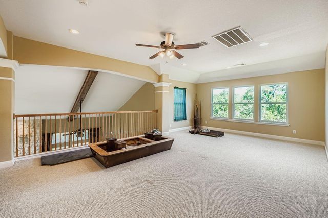 900 Wayside DR, Wimberley, TX 78676