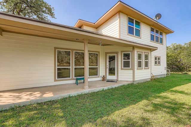 900 Wayside DR, Wimberley, TX 78676