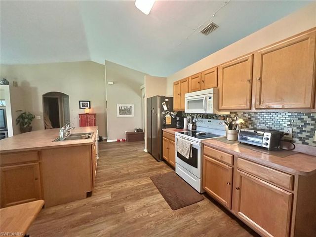 1730 NW 12th ST, Cape Coral, FL 33993