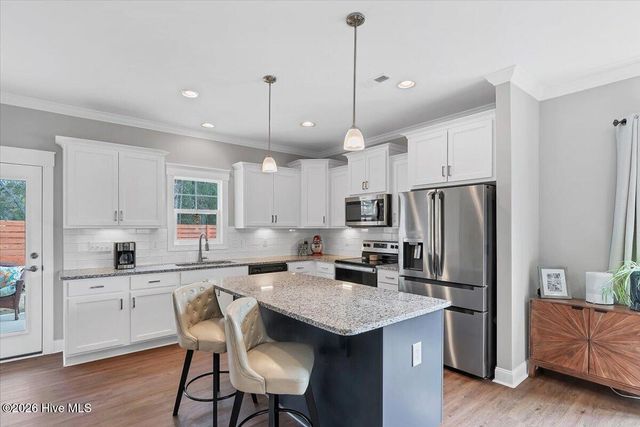 3667 Murdocksville Road, West End, NC 27376