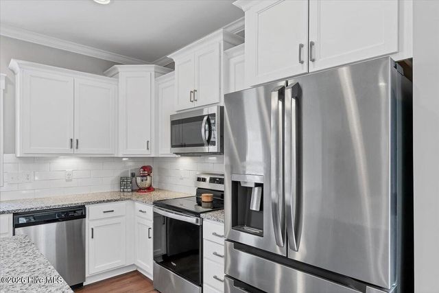 3667 Murdocksville Road, West End, NC 27376