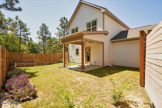 3667 Murdocksville Road, West End, NC 27376