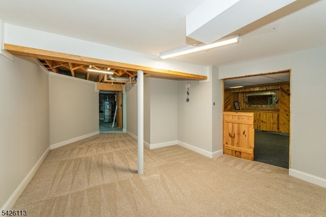 29 Radcliffe Dr, Roxbury Twp., NJ 07876