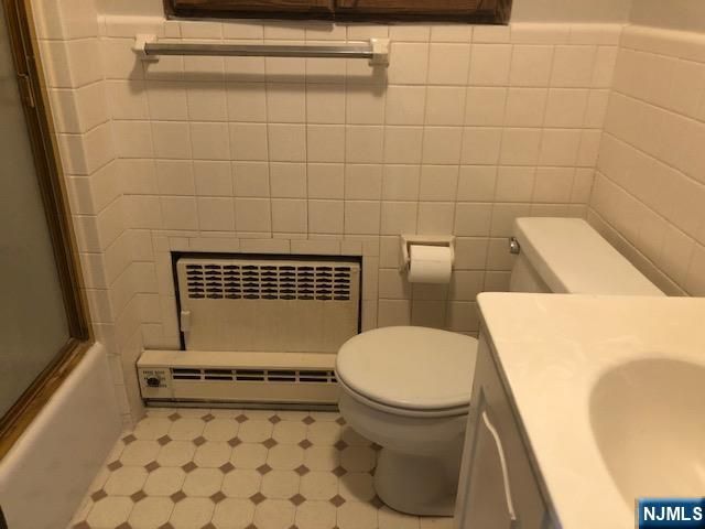 636 Wyckoff Avenue, Wyckoff, NJ 07481