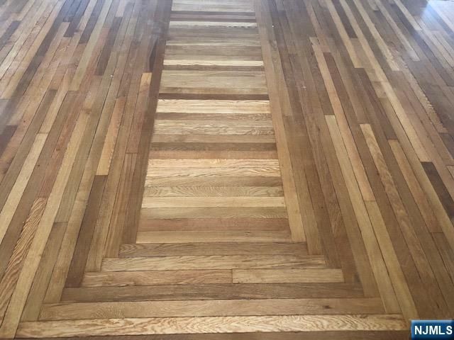 636 Wyckoff Avenue, Wyckoff, NJ 07481