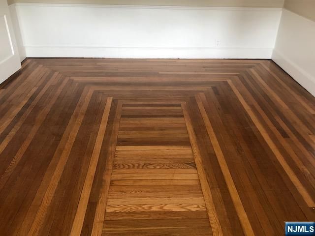 636 Wyckoff Avenue, Wyckoff, NJ 07481