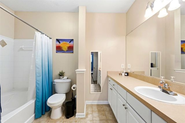 12837 MADISON POINTE CIRCLE 208, Orlando, FL 32821