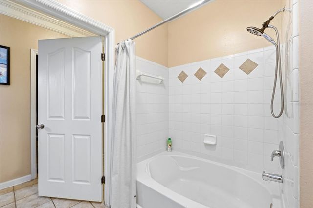 12837 MADISON POINTE CIRCLE 208, Orlando, FL 32821