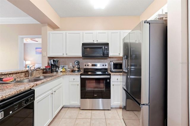 12837 MADISON POINTE CIRCLE 208, Orlando, FL 32821