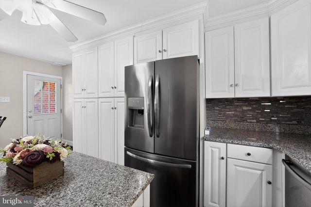 51 CEDAR ST, Pottstown, PA 19464