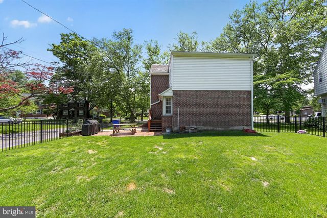 51 CEDAR ST, Pottstown, PA 19464