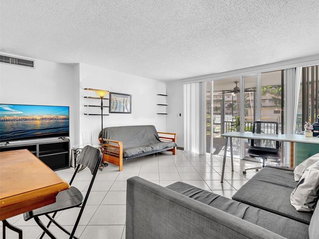 1770 NE 191st St 116-1, Miami, FL 33179