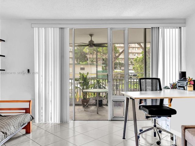 1770 NE 191st St 116-1, Miami, FL 33179