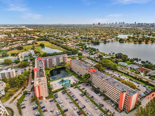 1770 NE 191st St 116-1, Miami, FL 33179