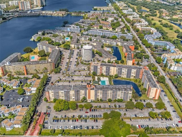 1770 NE 191st St 116-1, Miami, FL 33179