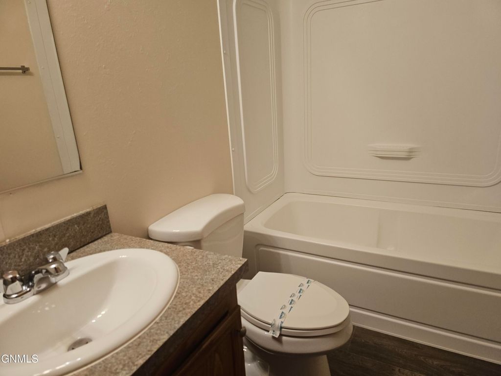 702 27th Street W, Williston, ND 58801 photo 14