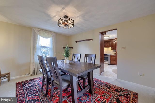 3161 STARLIGHT DR, York, PA 17402