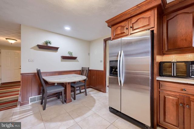 3161 STARLIGHT DR, York, PA 17402