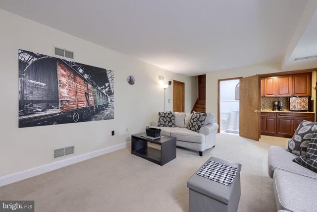 3161 STARLIGHT DR, York, PA 17402