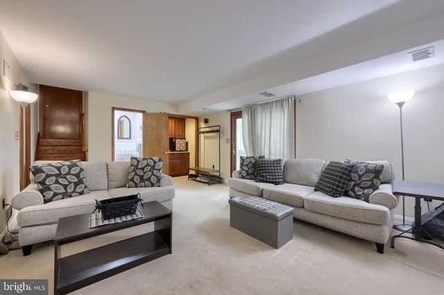 3161 STARLIGHT DR, York, PA 17402