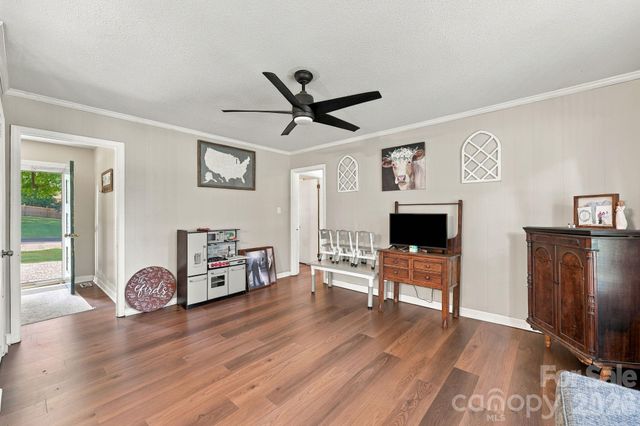 105 Stoneybrook Road, Salisbury, NC 28147