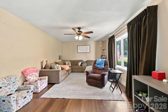 105 Stoneybrook Road, Salisbury, NC 28147