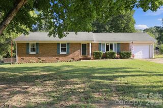 105 Stoneybrook Road, Salisbury, NC 28147