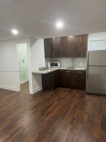 6398 SW 33rd St, Miramar, FL 33023