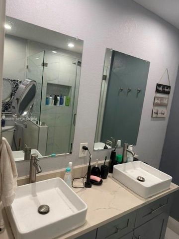 6398 SW 33rd St, Miramar, FL 33023
