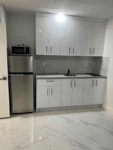 6398 SW 33rd St, Miramar, FL 33023