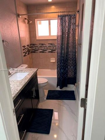 6398 SW 33rd St, Miramar, FL 33023