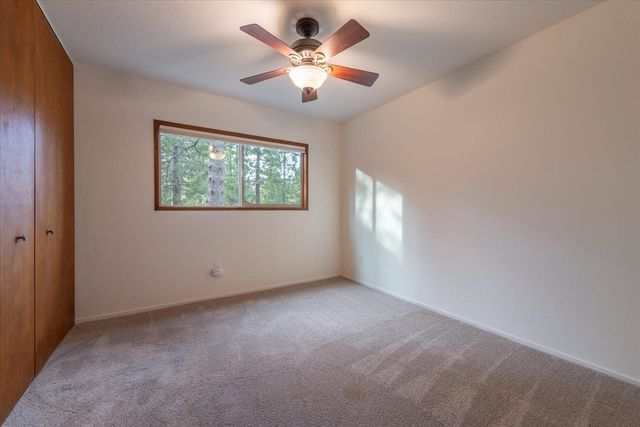 14217 Gyrfalcon Street, Truckee, CA 96161