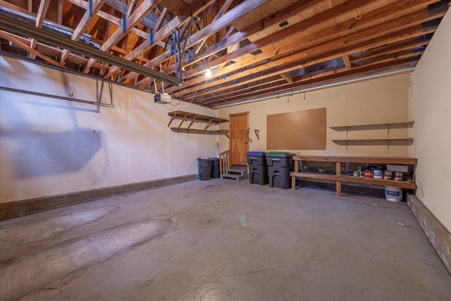 14217 Gyrfalcon Street, Truckee, CA 96161