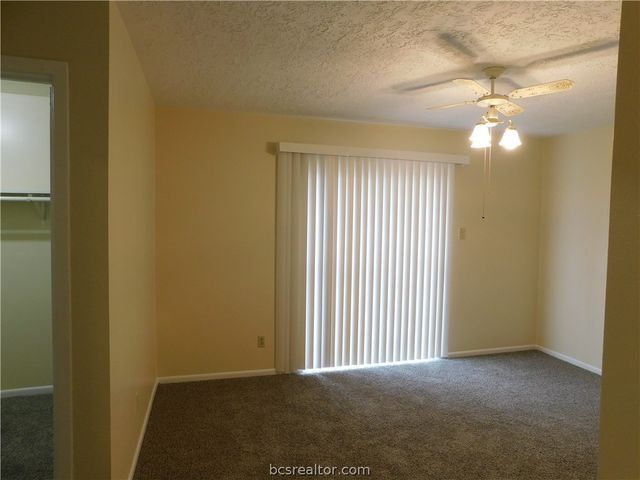 2510 Long Drive A & B, Bryan, TX 77802