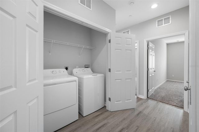 2117 SEBRING PLACE, Clearwater, FL 33760