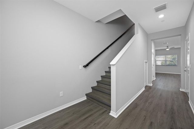 2117 SEBRING PLACE, Clearwater, FL 33760