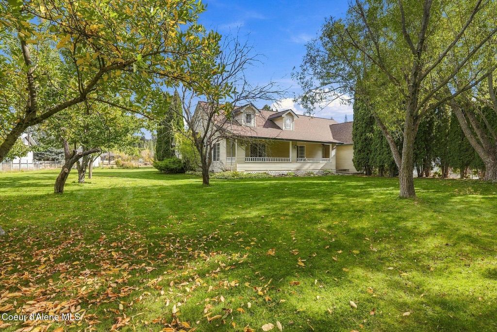 1480 N Maverick LN, Post Falls, ID 83854 photo 2