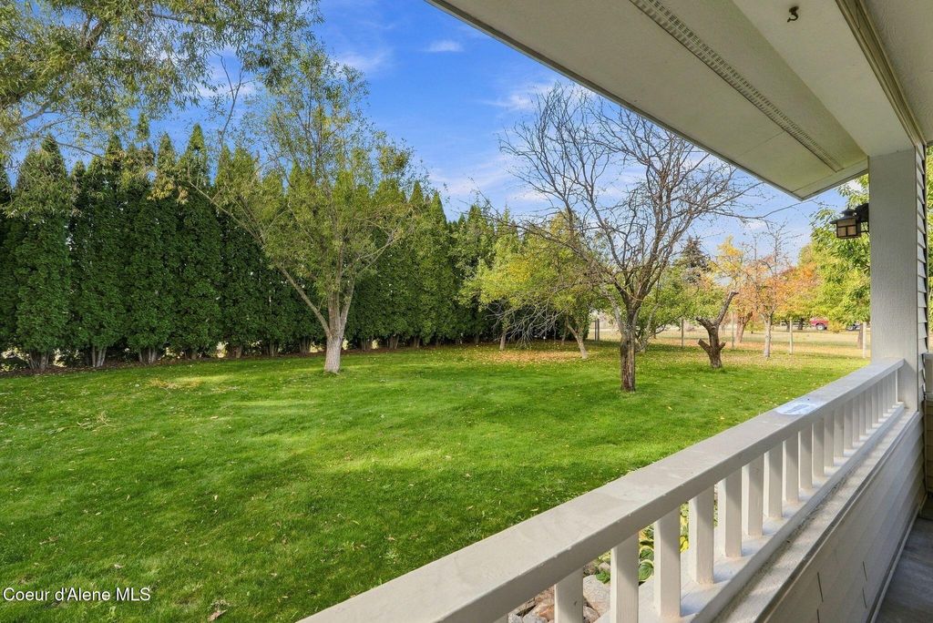 1480 N Maverick LN, Post Falls, ID 83854 photo 4