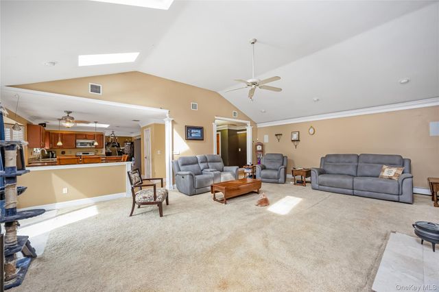 590 Lincoln Avenue, Sayville, NY 11782