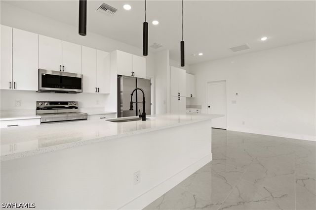 2609 45th ST W, Lehigh Acres, FL 33971