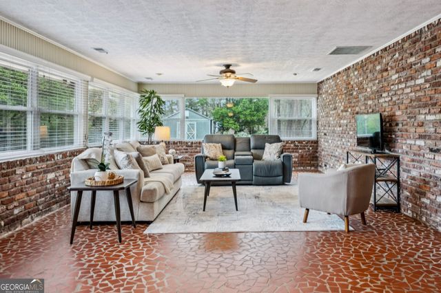 2467 Leslie Drive NE, Atlanta, GA 30345