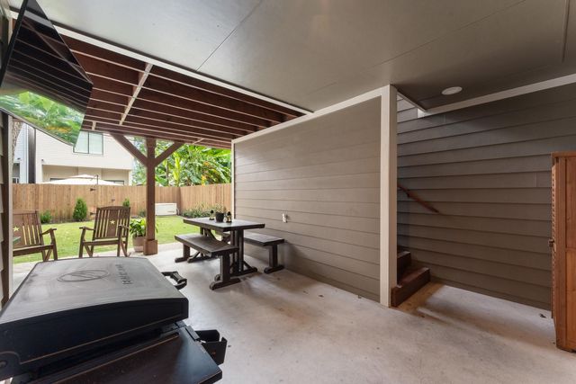 836 E 24th Street, Houston, TX 77009