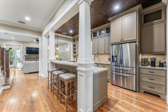 836 E 24th Street, Houston, TX 77009