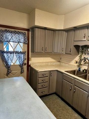 848 PRIESTLEY Avenue, Lawrence Park, PA 16511