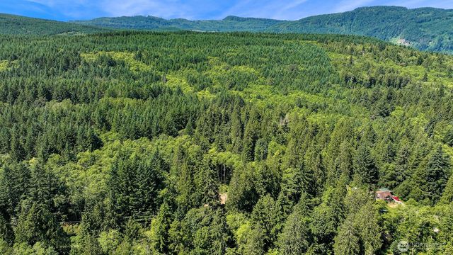 471 Summerland Rd, Bellingham, WA 98229