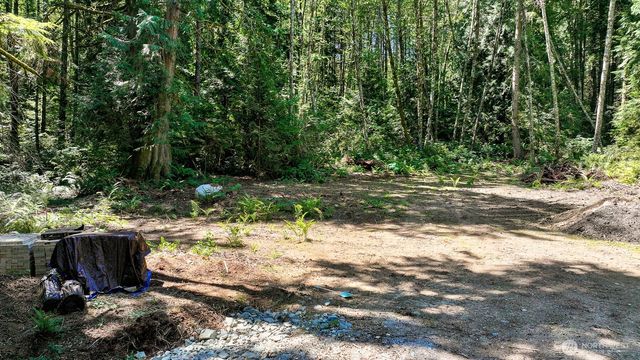 471 Summerland Rd, Bellingham, WA 98229