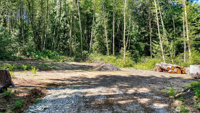 471 Summerland Rd, Bellingham, WA 98229